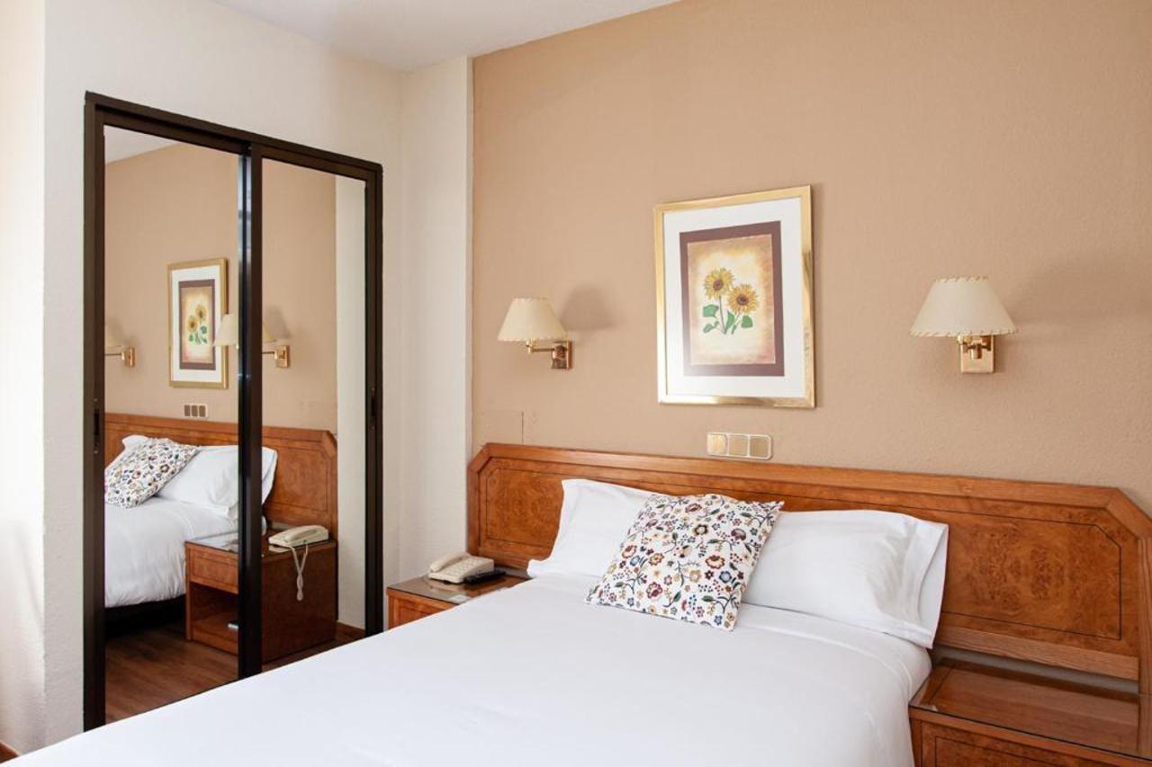 Ávila Hotel Don Carmelo מראה חיצוני תמונה