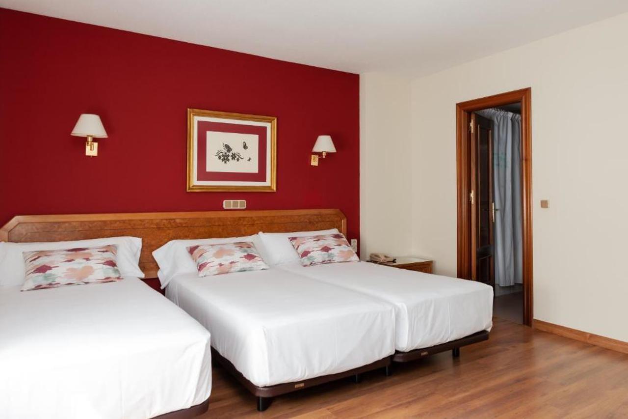 Ávila Hotel Don Carmelo מראה חיצוני תמונה